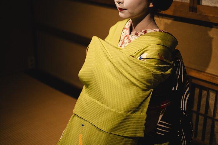Kyoto Geisha Show Cultural Hour with an apprentice geisha, Maiko