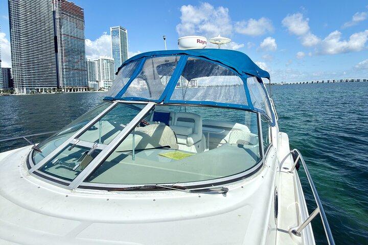 Private Yacht Rental 35ft in Miami