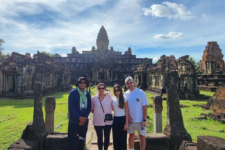1 Day Private Tour Bakong Temples & Floating Village