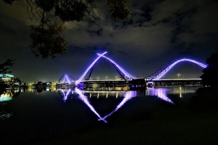 Perth City Lights Small Group Tour including Kings Park at night