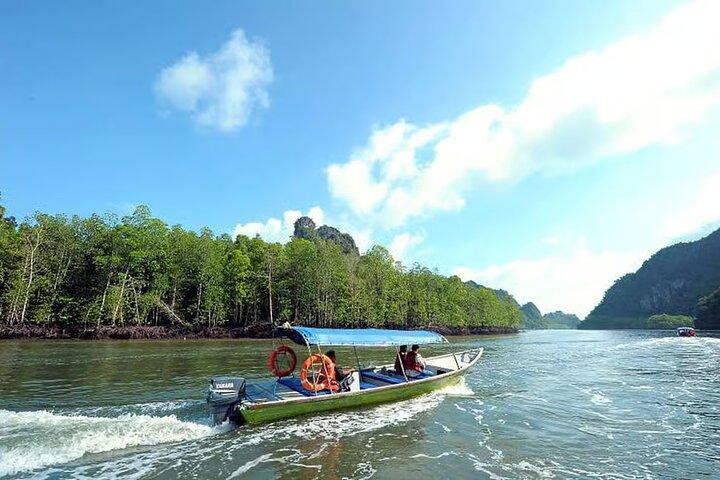 Shared Langkawi Island Hopping Tour Including Dayang Bunting Lake