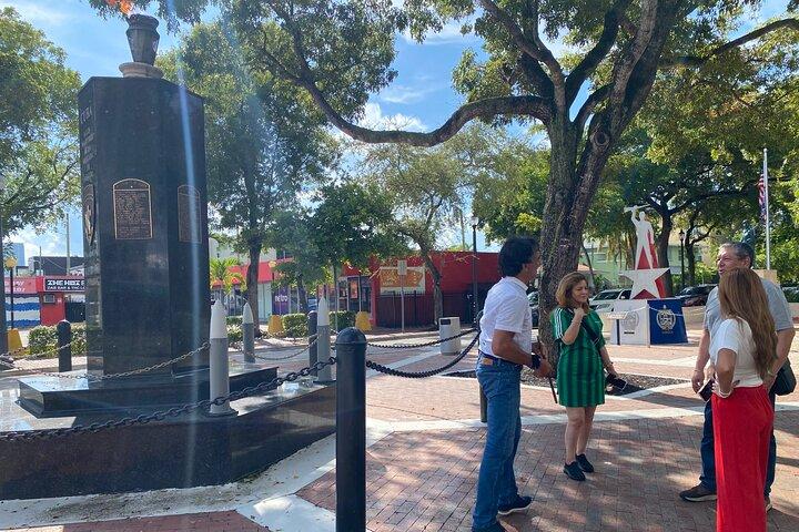 Miami South Beach Art Deco Fully Guided Walking Tour