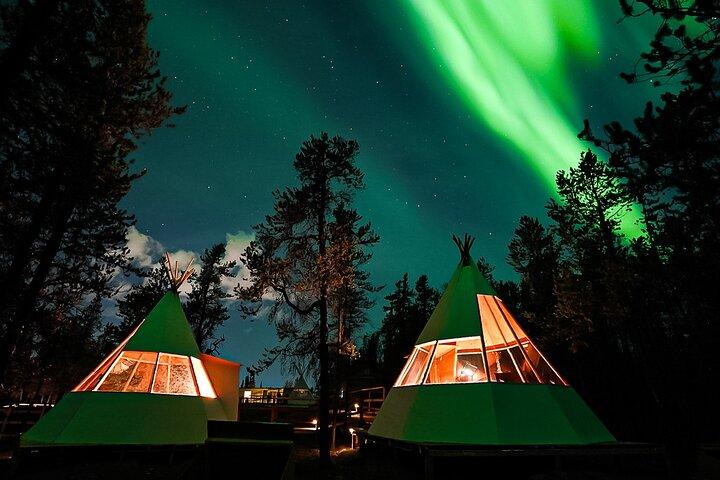 2 - Night Aurora Quest with Glass Tipi Experience