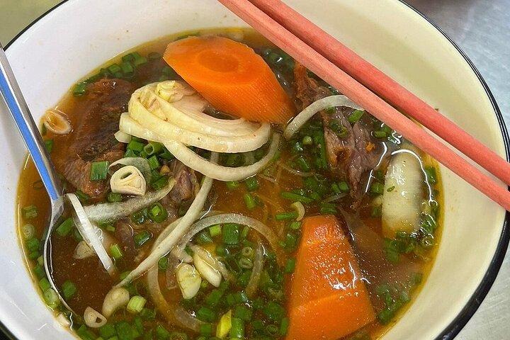 Private Street Food Tour by Motorbike in Ho Chi Minh City