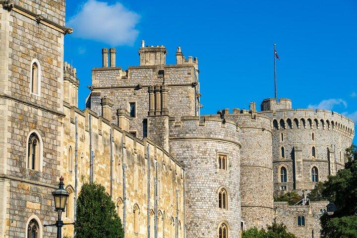 Windsor Castle and Southampton Cruise Port Transfer from London