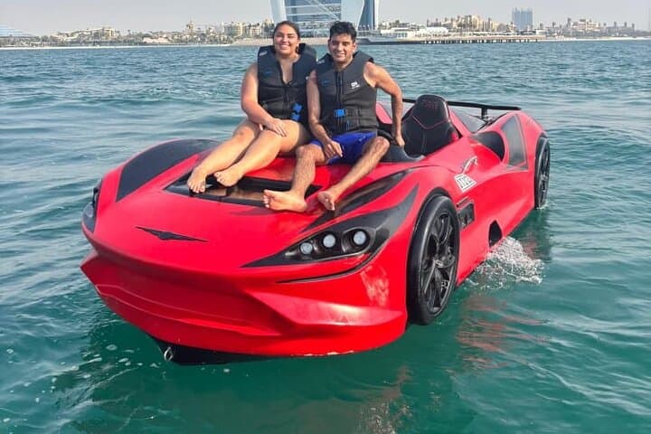 Dubai Jet Car Experience Drive on Water in Jumeirah
