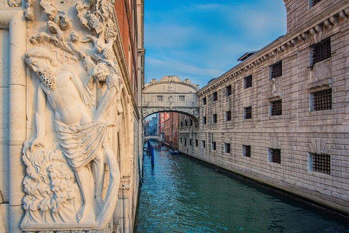 Venice Priority Access Tour: Doge’s Palace & St. Mark’s Basilica