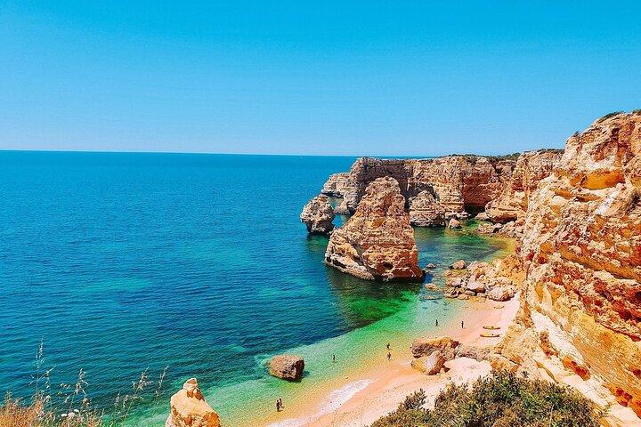 Private 2-Day Tour to Algarve from Lisbon with Benagil Boat Trip