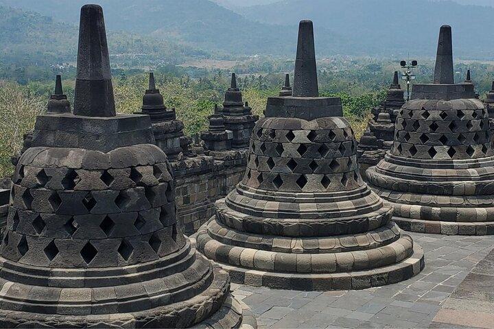 Borobudur 5-hour Tour with Climb up Guarantee and Transfers