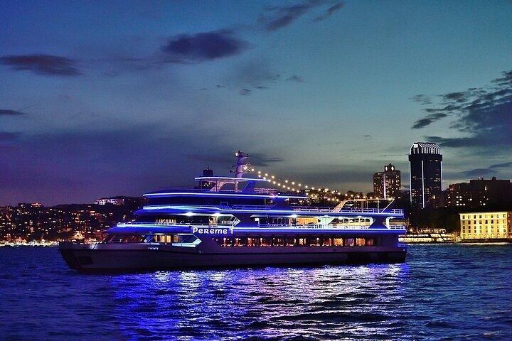 Luxury Bosphore Dinner Cruise and Turkish Night Show(All+transfr)