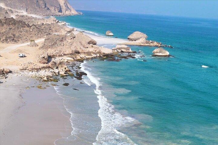 Salalah: Fazayah Beach, Blowholes & Coastal Cliffs - Private Tour