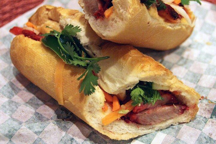 [HOT] Hanoi Old Quarter Walking Street Food - Small Group Tour