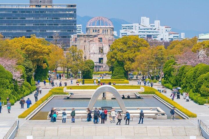 Hiroshima and Miyajima Island Full Day Tour with English driver