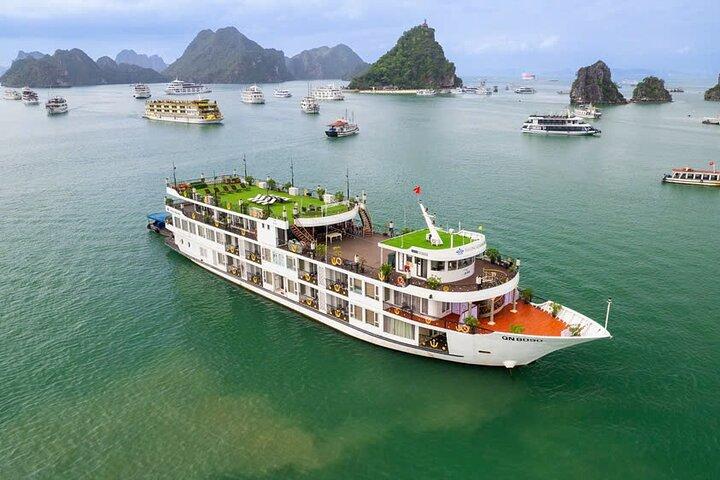 From Hanoi: 5-Star Cruise – 2 Days 1 Night Exploring Ha Long Bay