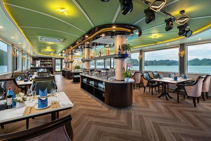 From Hanoi: Luxury Ha Long Bay Day Cruise with Kayak & Jacuzzi