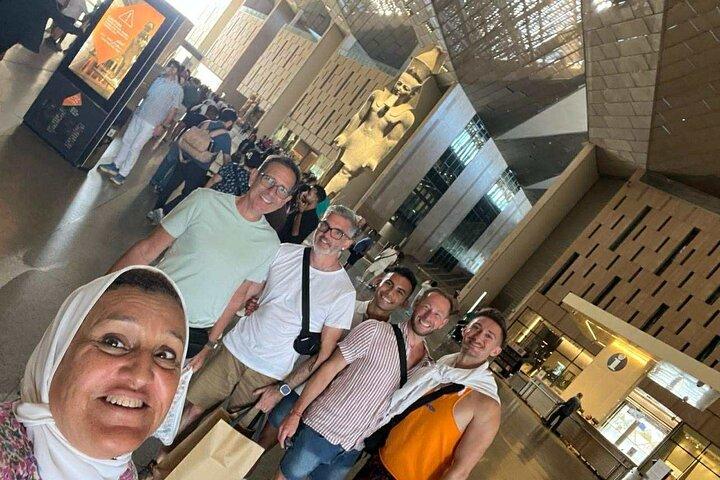 GEM and Giza Pyramids Private Tour From Cairo Hotels & Airport