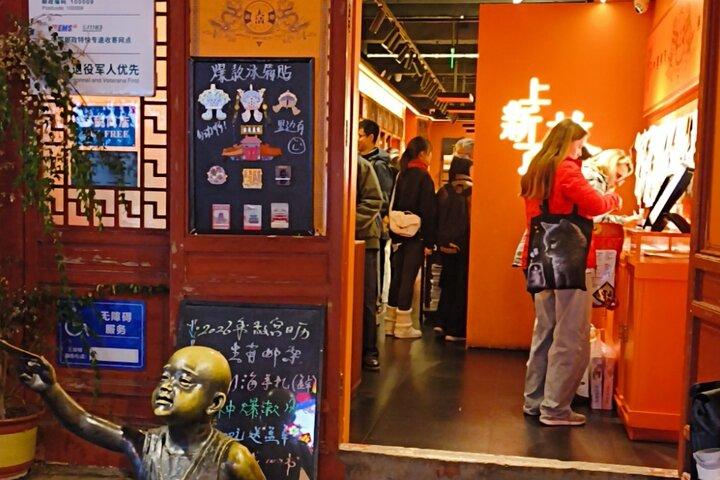 Beijing Night Tour: Old Hutongs & Food Discovery