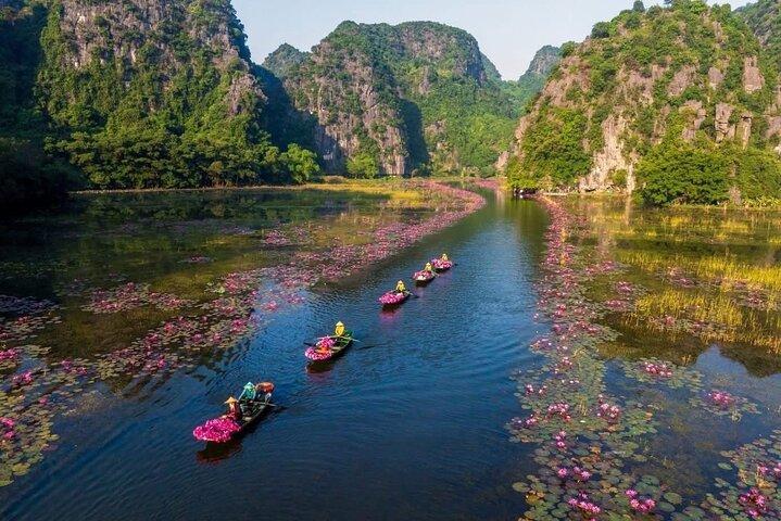 Ninh Binh Tam Coc Tour with Boat Trip - Lunch (Best seller)