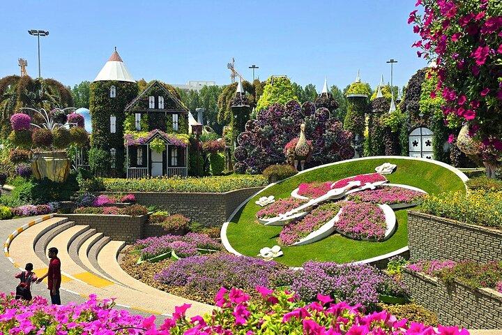 Dubai Combo: Dubai Frame with Miracle Garden Tickets