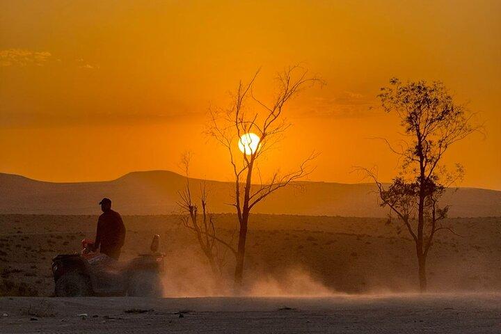 Agafay Desert: Quad Bike, Sunset, and Dinner Show (Marrakech)