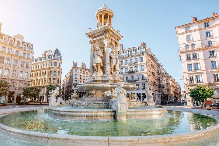 Lyon Private Walking Tour with a Local