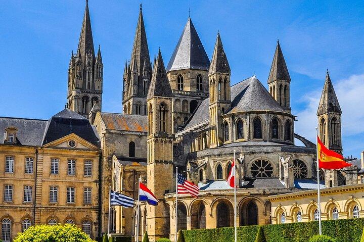 Caen Private Walking Tour with a Local
