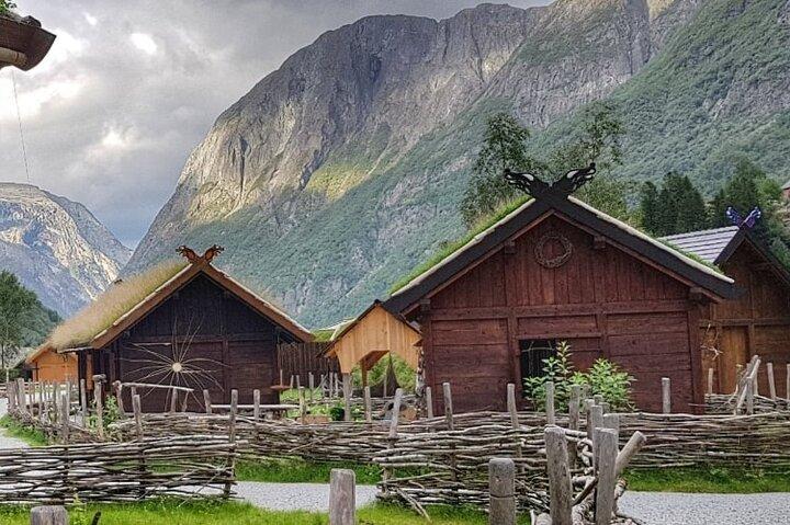 Private tour - Viking Village, Nærøyfjord Cruise & Flåm Railway