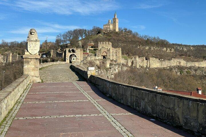 Bulgaria Highlights Private Day Tour from Bucharest