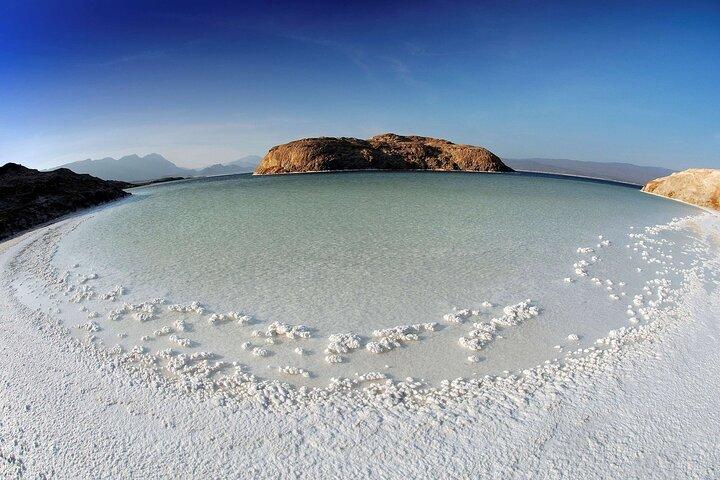 Guided Tour of Lake Assal Escape
