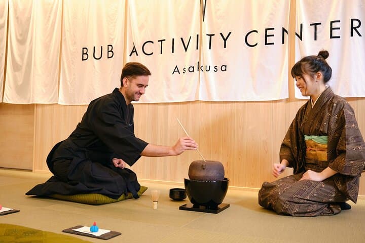 Tokyo: Friendly Matcha Making from Leaf to Cup with Sweets