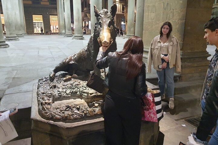 Illuminated Florence Tour for Kids and Families with Gelato and Pizza