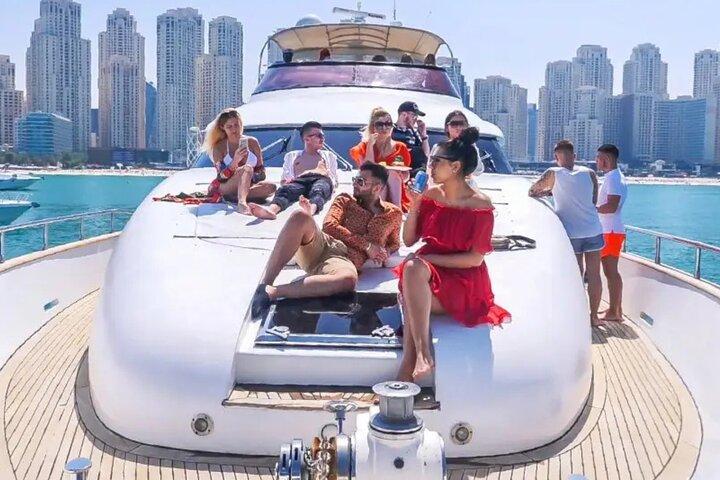 Dubai Layover with Private Transfer