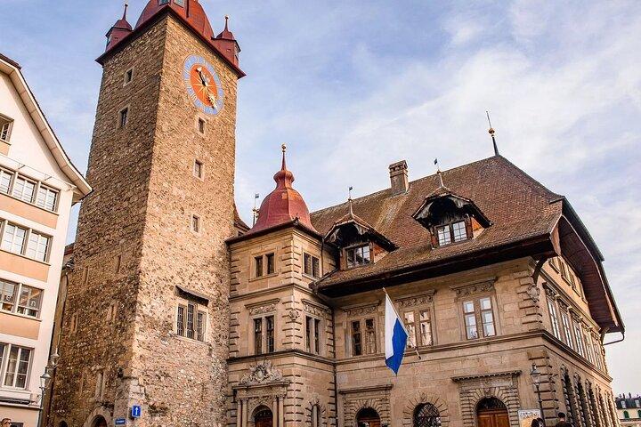 Premium Panoramic Train, Lucerne Old Town and Interlaken Alps