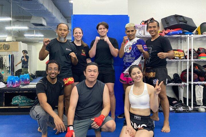 Bangkok Muay Thai Experience and Rajadamnern Stadium Live Match