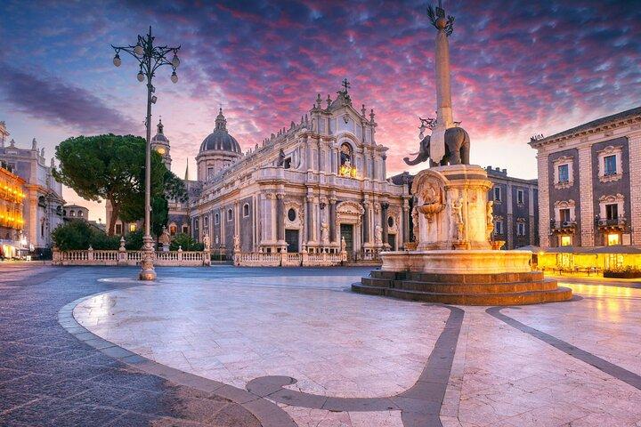 Catania Private Walking Tour with a Local