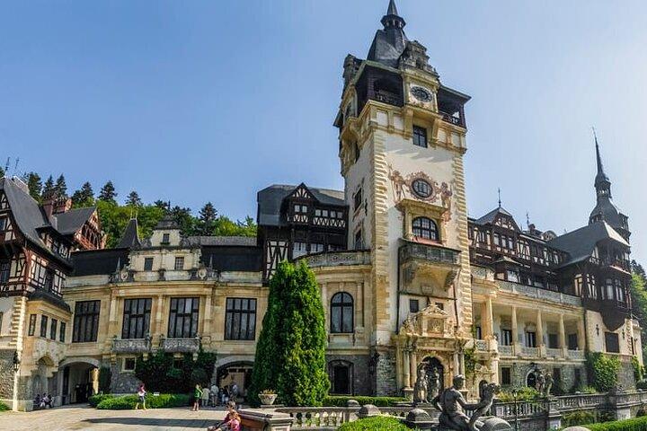From Brașov Bran Castle, Peleș, Cantacuzino and Sinaia