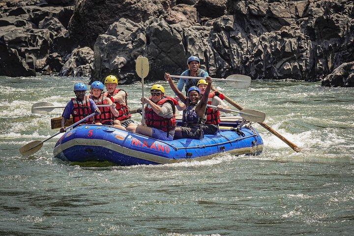 Zambezi Whitewater Rafting — Full Day All 25 Rapids : Livingstone