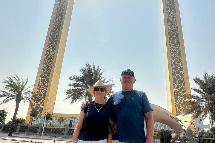 Dubai Private Tour of Creek, Souks, Frame and Burj Khalifa Entry