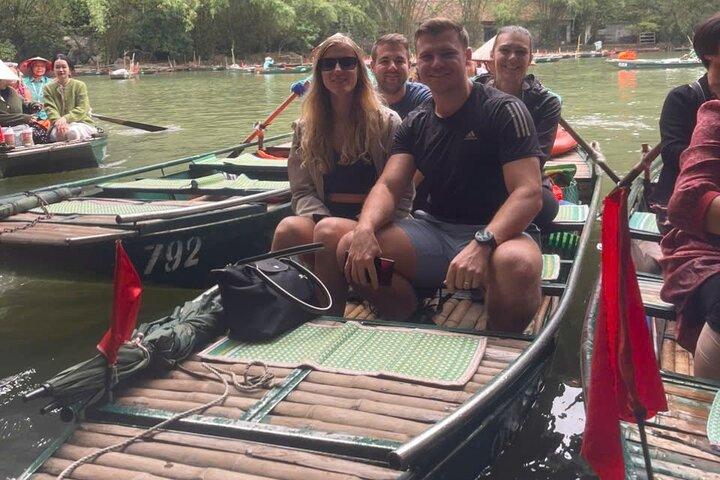 Small Shared Tour Ninh Binh Trang An and Hang Mua by Limousine