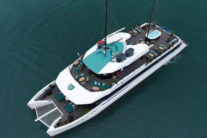 Hanoi Ha Long and Lan Ha Bay Cruise with Jacuzzi and Water Slides