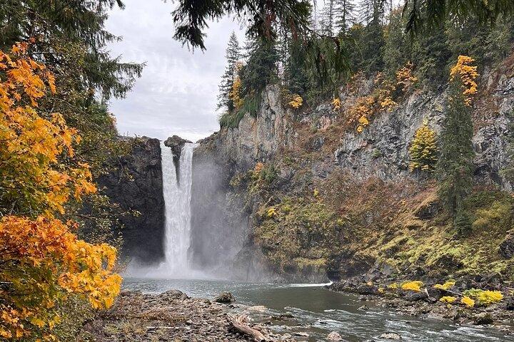 Snoqualmie Falls and Woodinville Wine Tour SUV or Van