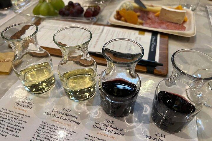 Snoqualmie Falls and Woodinville Wine Tour SUV or Van
