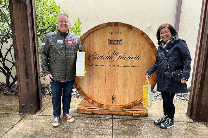 Snoqualmie Falls and Woodinville Wine Tour SUV or Van