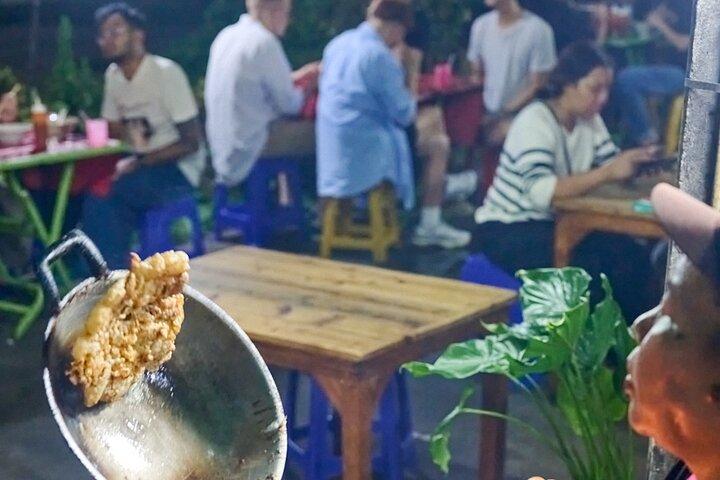 Bangkok Night Eats by Tuk Tuk - Hotel-pickup & Dinner
