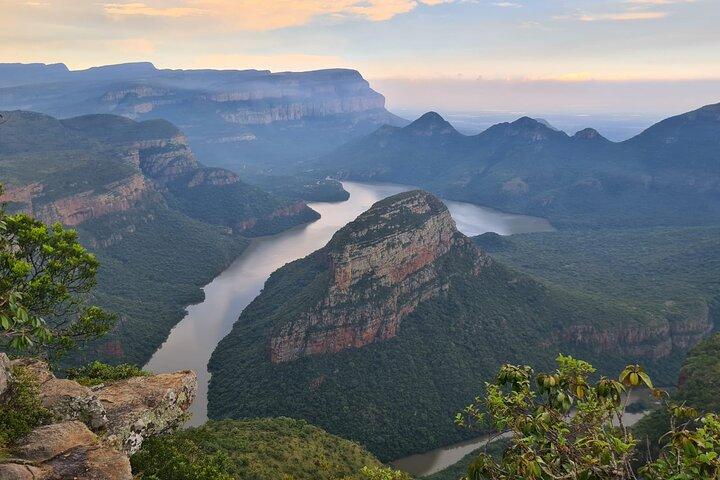 Blyde River Canyon, God's Window & Bourke's Luck Potholes full day from Hazyview