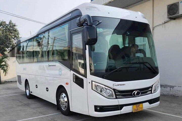 Private Airport Transfer by Limousine and Bus