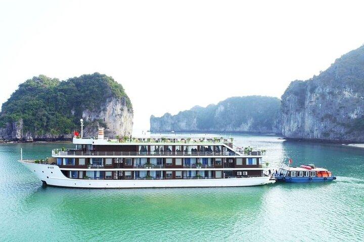 2 days La Casta Cruise of Halong and Lan Ha Bay