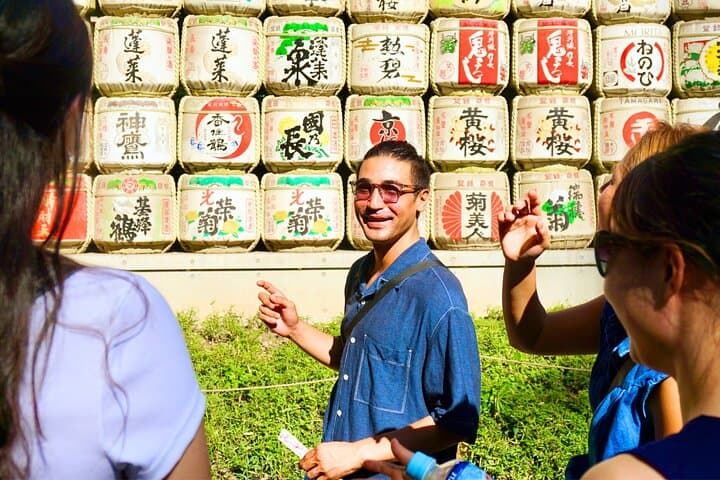 Tokyo Meiji Shrine & Harajuku History Walking Tour