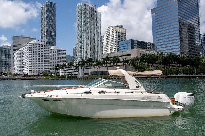 Private Boat Charter Coral Sea