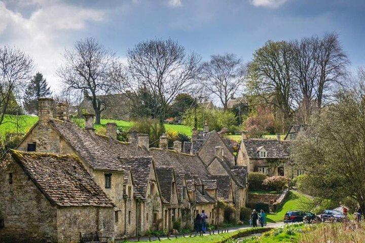 Blenheim Palace and Cotswolds Downtown Abbey Tour